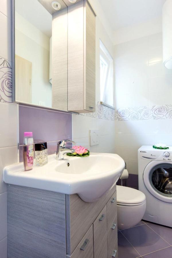 Apartment Andrea - Mod140 By Interhome Martina ภายนอก รูปภาพ